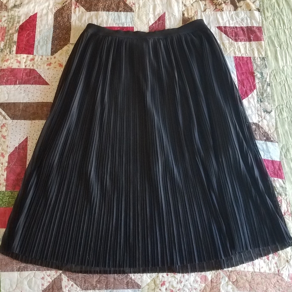 ASOS Black Pleated Midi Skirt Sz 4 - Picture 4 of 5